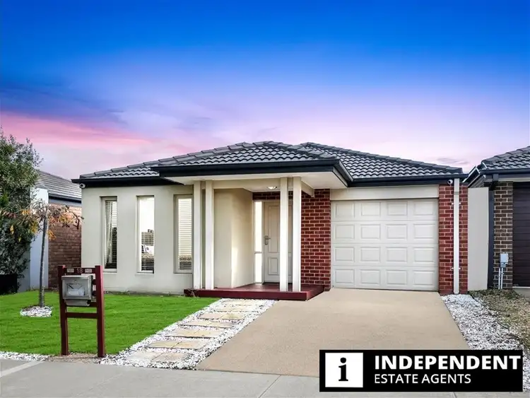 18 Fantail Way