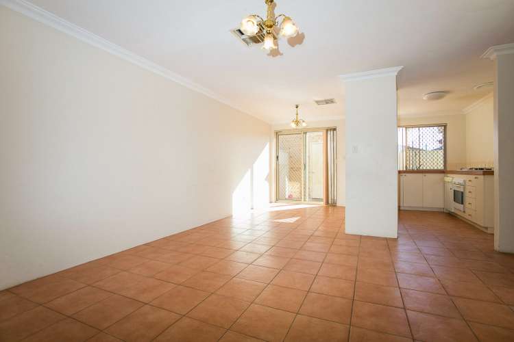 Fifth view of Homely house listing, 2/83 Station Street, Cannington WA 6107