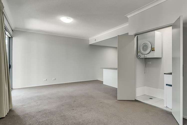 Third view of Homely apartment listing, 5/31 Agnes Street, Albion QLD 4010