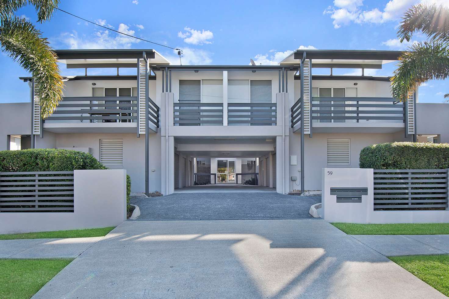Main view of Homely unit listing, 2/59 Smallman Street, Bulimba QLD 4171