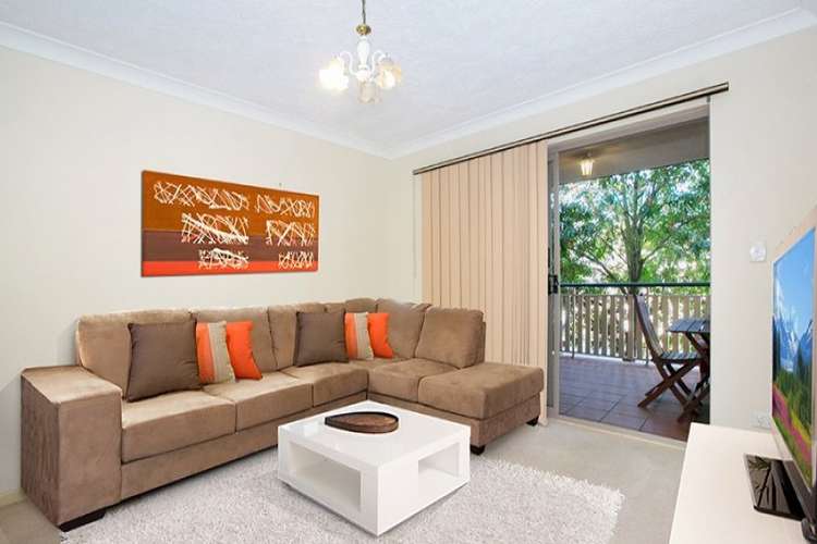 Main view of Homely unit listing, 2/6 Elliott Street, Clayfield QLD 4011