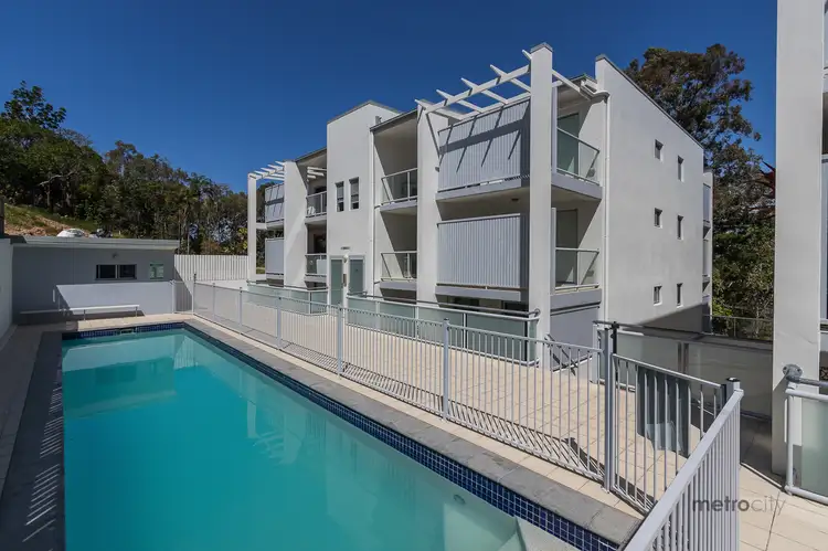 32/108 Nicholson Street, Greenslopes QLD 4120