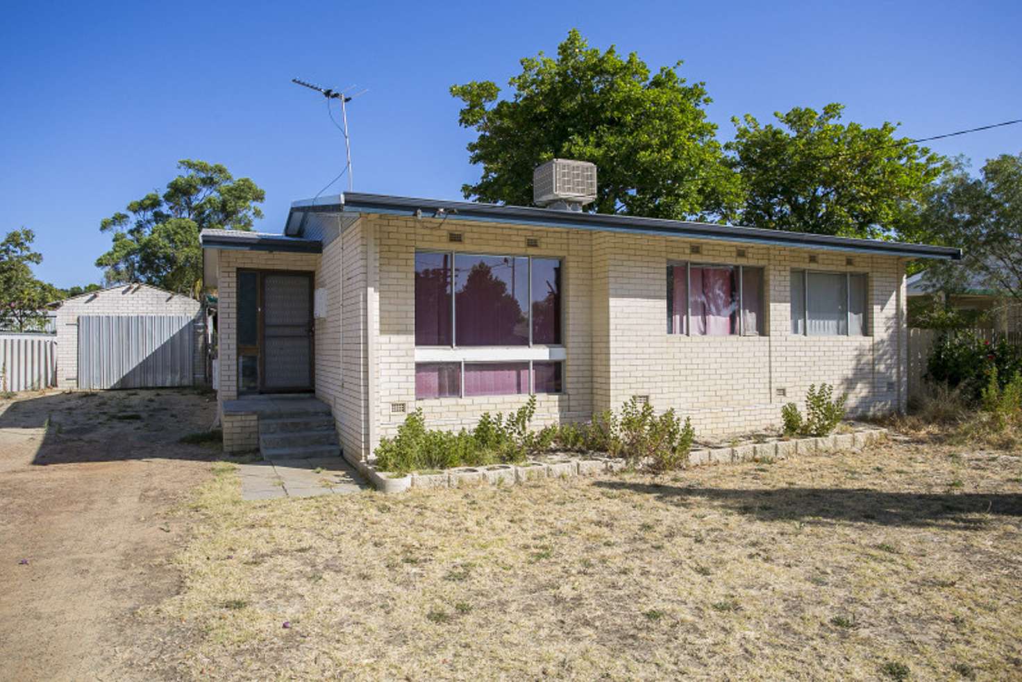 Main view of Homely house listing, 20 Neilson Avenue, Armadale WA 6112