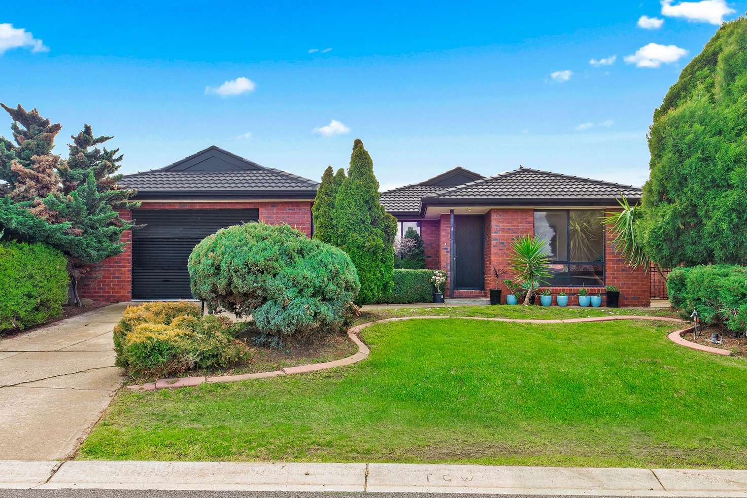 Main view of Homely house listing, 4 Phalaris Court, Delahey VIC 3037