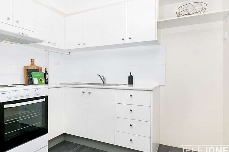Fifth view of Homely unit listing, 8/43 Galway Street, Greenslopes QLD 4120