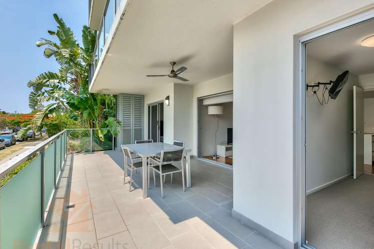Main view of Homely apartment listing, 2/2 Barramul Street, Bulimba QLD 4171