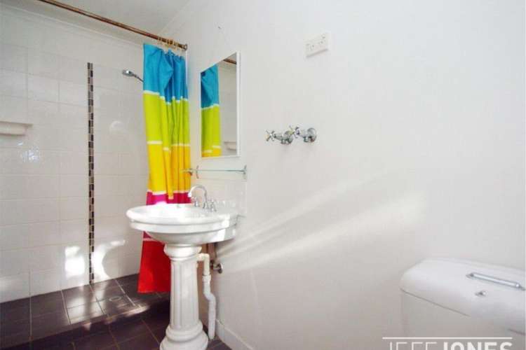Fifth view of Homely flat listing, 3 Geelong Avenue, Holland Park QLD 4121