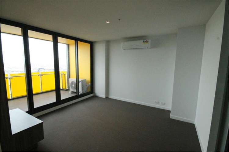 Fourth view of Homely apartment listing, 3913/220 Spencer Street, Melbourne VIC 3000
