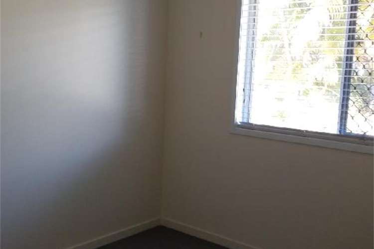 Third view of Homely house listing, 9 Mansfield Drive, Beaconsfield QLD 4740