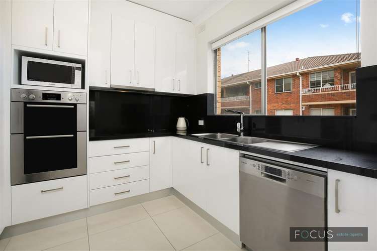 Fourth view of Homely apartment listing, 2/28 Hercules Road, Brighton-le-sands NSW 2216