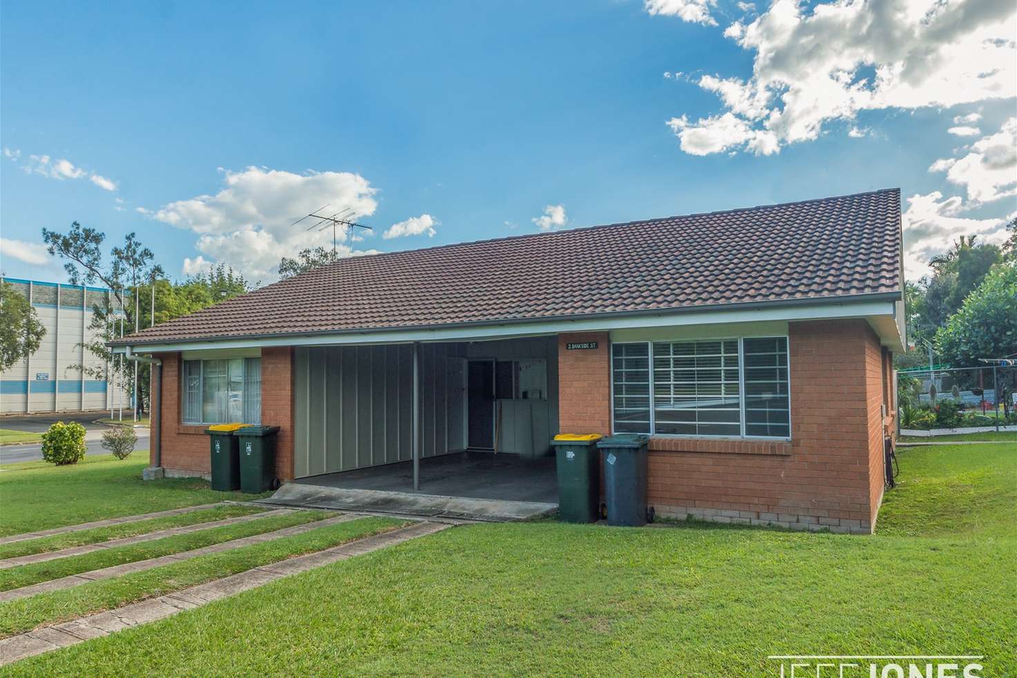 Main view of Homely unit listing, 2/2 Bankside Street, Nathan QLD 4111