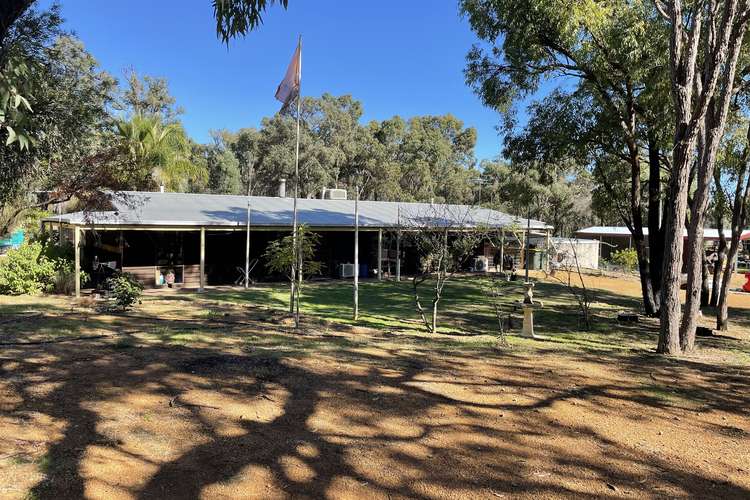 24 Hargraves Crescent, Gidgegannup WA 6083