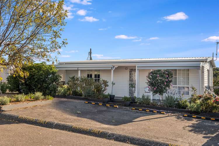 17 Third Avenue, Green Point NSW 2251