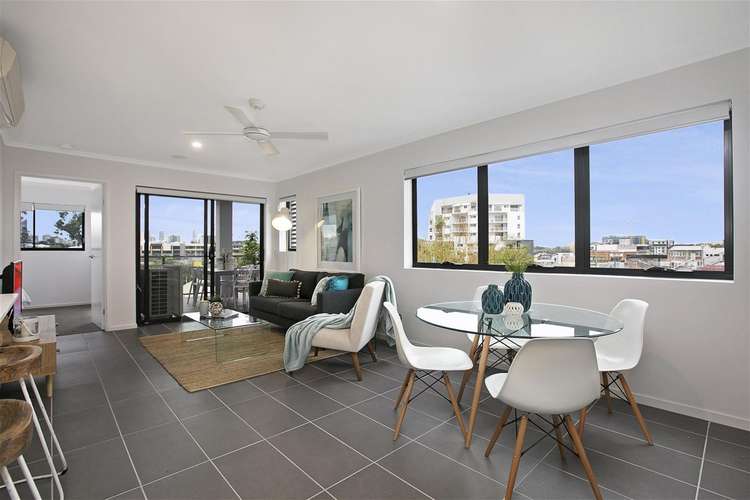 Third view of Homely apartment listing, 602/9 Regina Street, Greenslopes QLD 4120