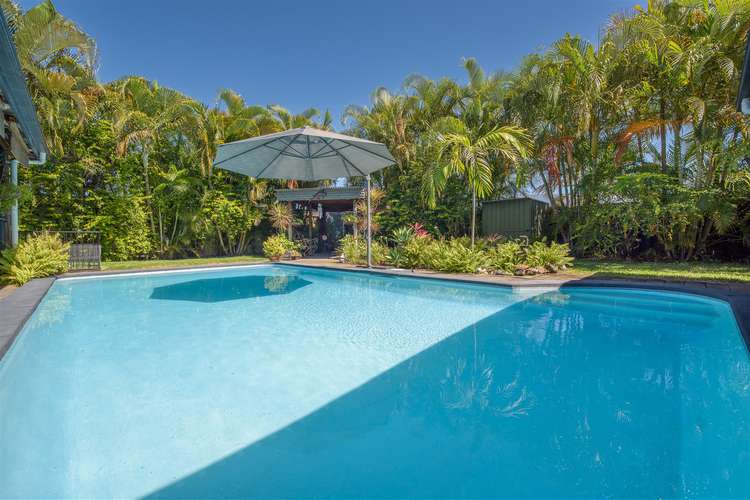 25 Chapman Drive, Clinton QLD 4680