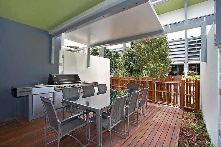 Main view of Homely apartment listing, 15E/46 Merivale Street, South Brisbane QLD 4101