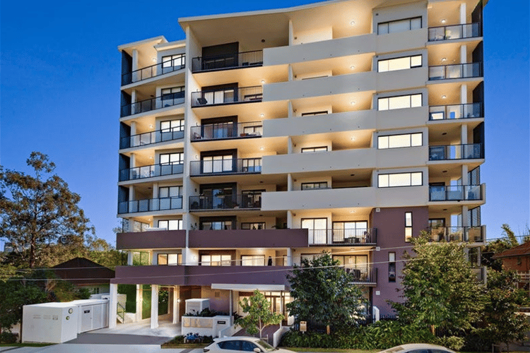 305/9 REGINA STREET, Greenslopes QLD 4120