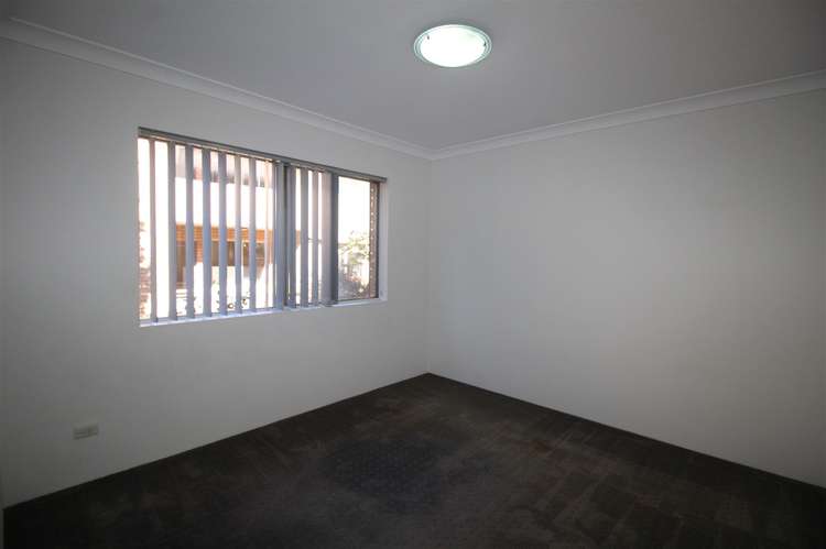 Fifth view of Homely unit listing, 2/60 Shadforth Street, Wiley Park NSW 2195