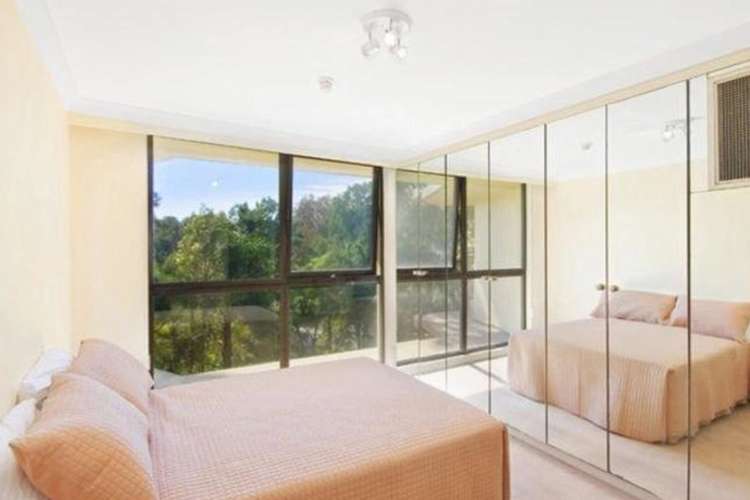 Second view of Homely apartment listing, 5D/153 Bayswater Road, Rushcutters Bay NSW 2011