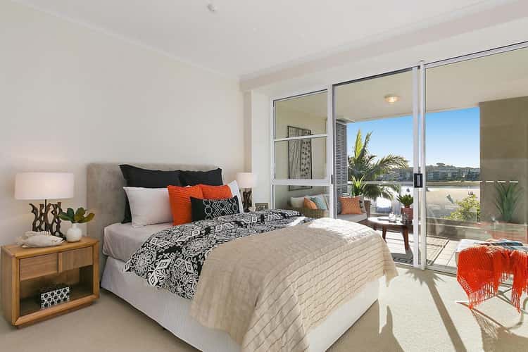 Third view of Homely apartment listing, 20/27 Vernon Terrace, Teneriffe QLD 4005
