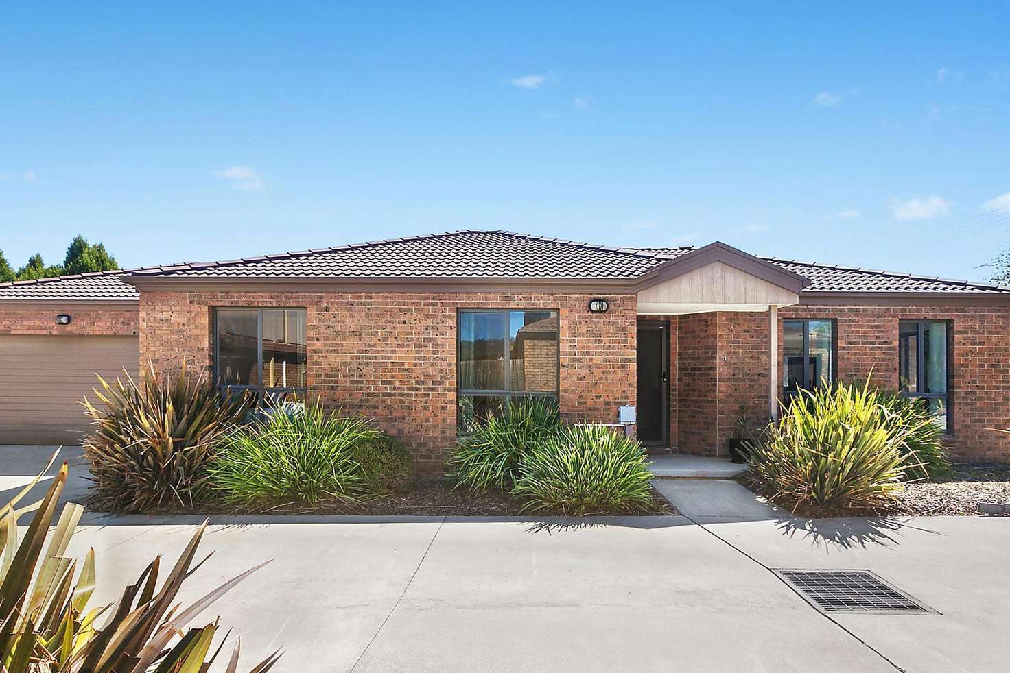 Main view of Homely townhouse listing, 11/7-9 Waterloo Street, Queanbeyan NSW 2620