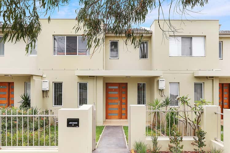 Main view of Homely townhouse listing, 2/2 Evelyn Street, Sylvania NSW 2224