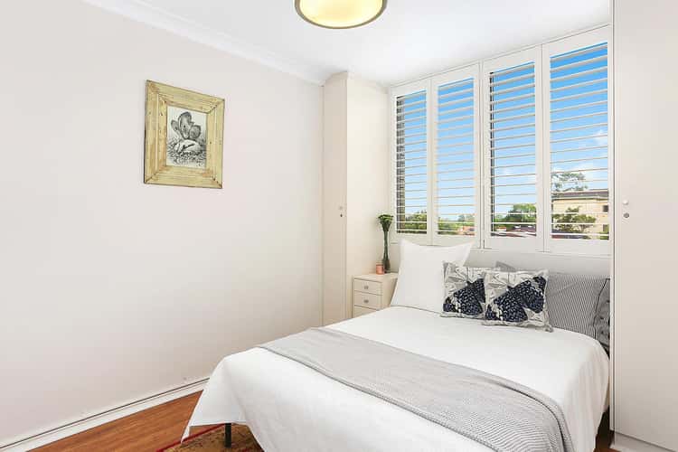 Fifth view of Homely apartment listing, 4/14 Carlyle Street, Wollstonecraft NSW 2065