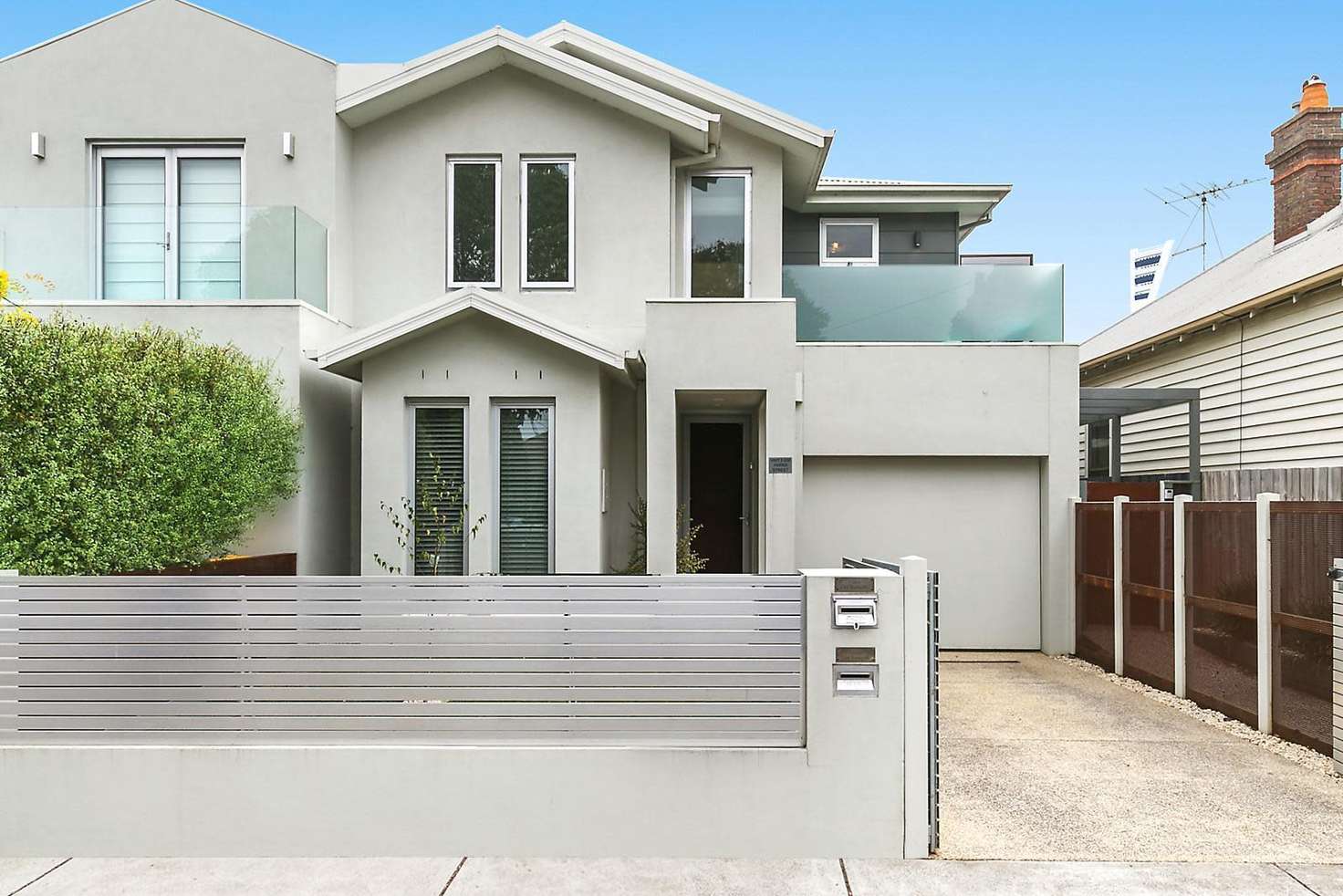 Main view of Homely townhouse listing, 2/258 Yarra Street, South Geelong VIC 3220
