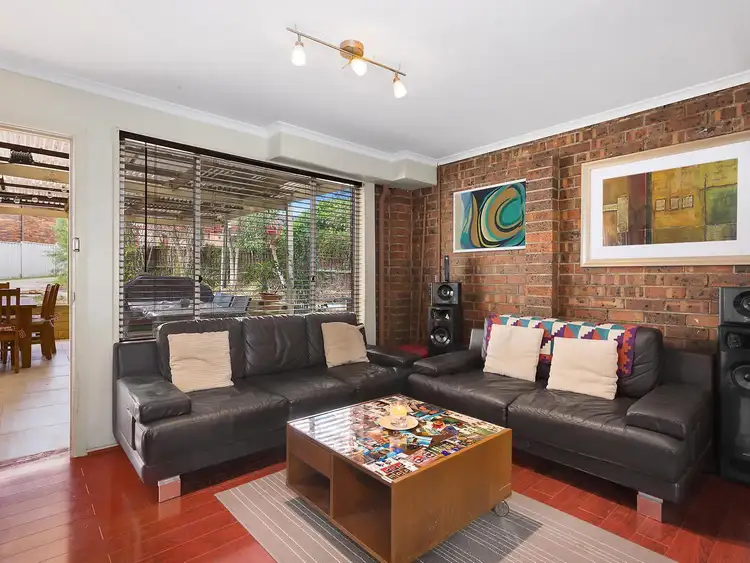 11 Grevillea Close