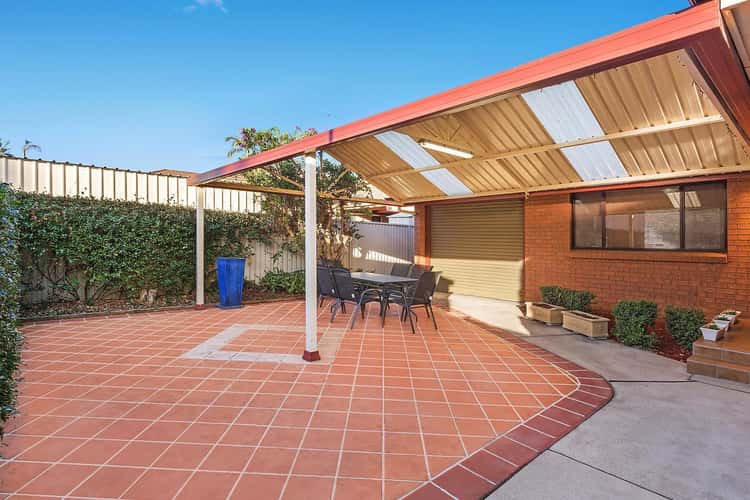 Fourth view of Homely villa listing, 2/3 Amiens Close, Bossley Park NSW 2176