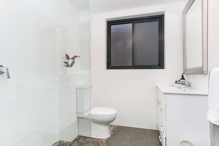 Sixth view of Homely apartment listing, 11/10-12 Fletcher Street, Bondi NSW 2026