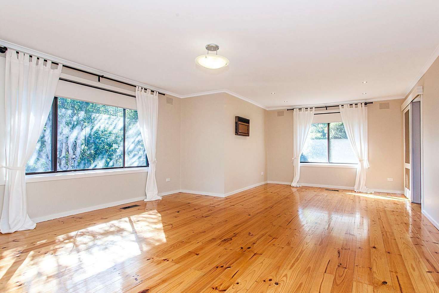 Main view of Homely unit listing, 1/6 Mount Pleasant Road, Nunawading VIC 3131