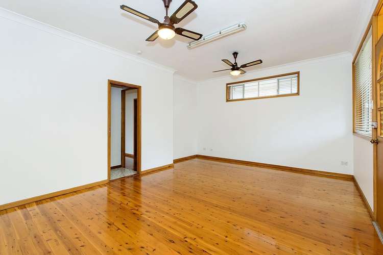 Fourth view of Homely villa listing, 4/51 Mimosa Street, Bexley NSW 2207