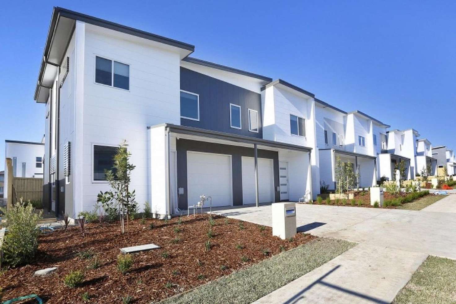 Main view of Homely townhouse listing, 10/73 Sovereign Circuit, Glenfield NSW 2167