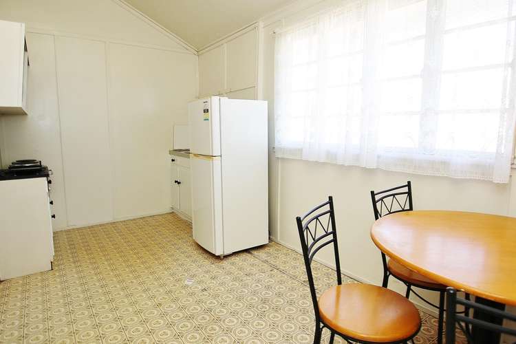 Third view of Homely unit listing, 3/246 William Street, Allenstown QLD 4700