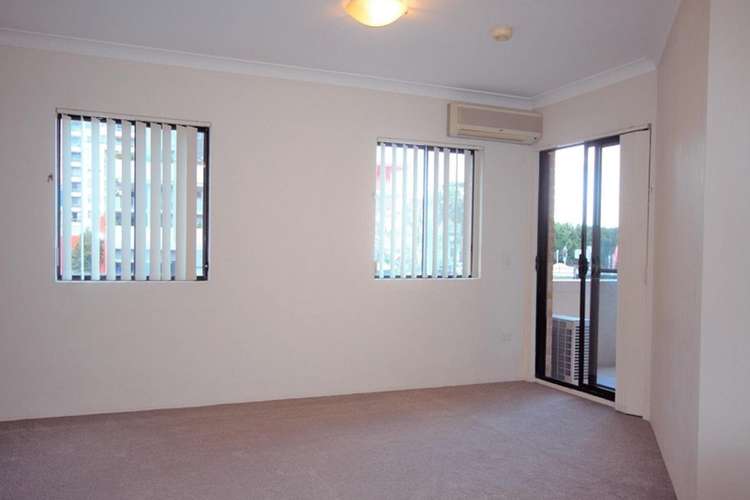 Second view of Homely apartment listing, 22/6 College Crescent, Hornsby NSW 2077