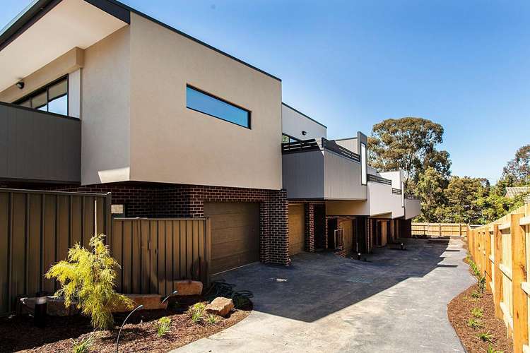 Main view of Homely townhouse listing, 5/28 Winyard Drive, Mooroolbark VIC 3138