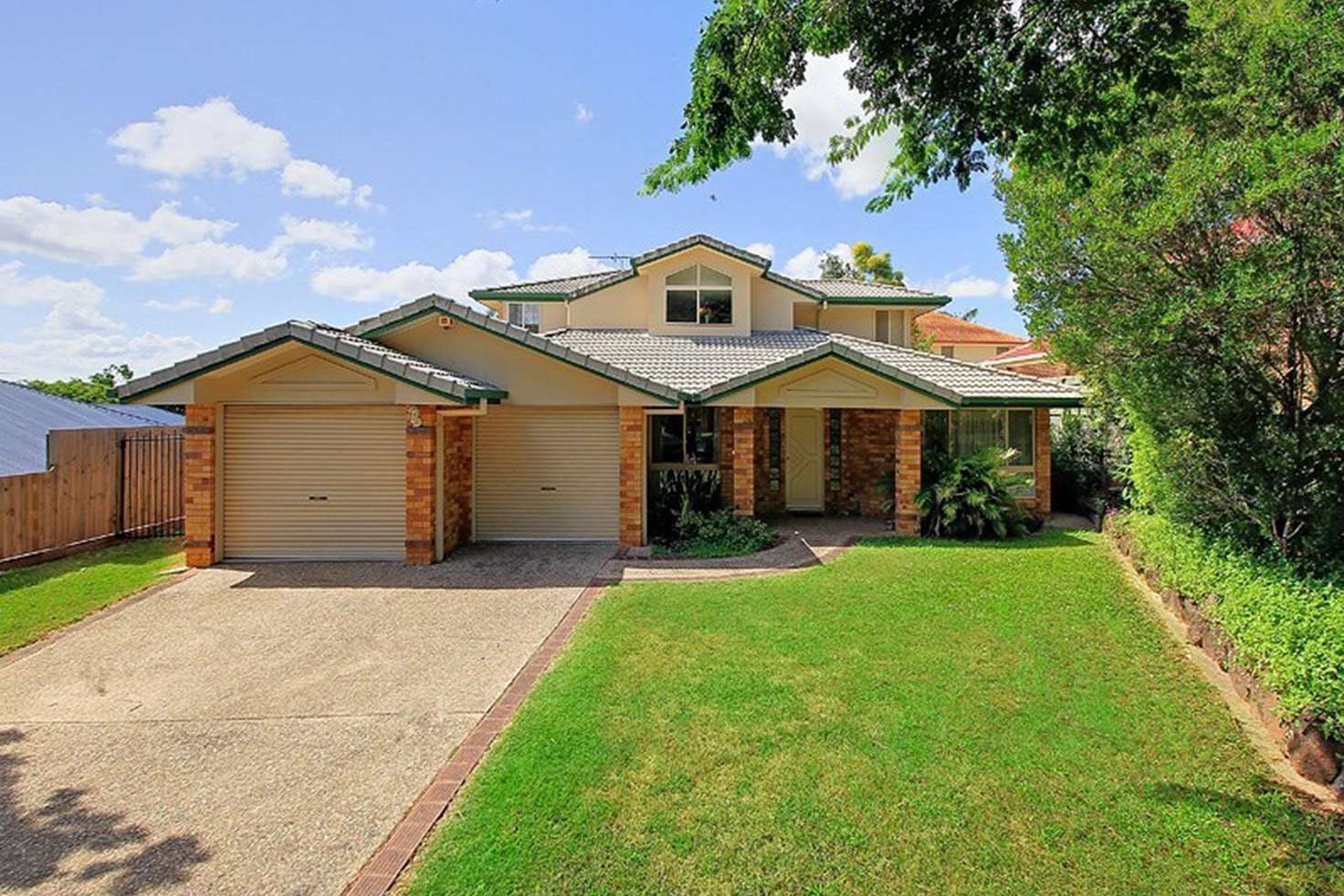 Main view of Homely house listing, 8 Goodwood Place, Carindale QLD 4152