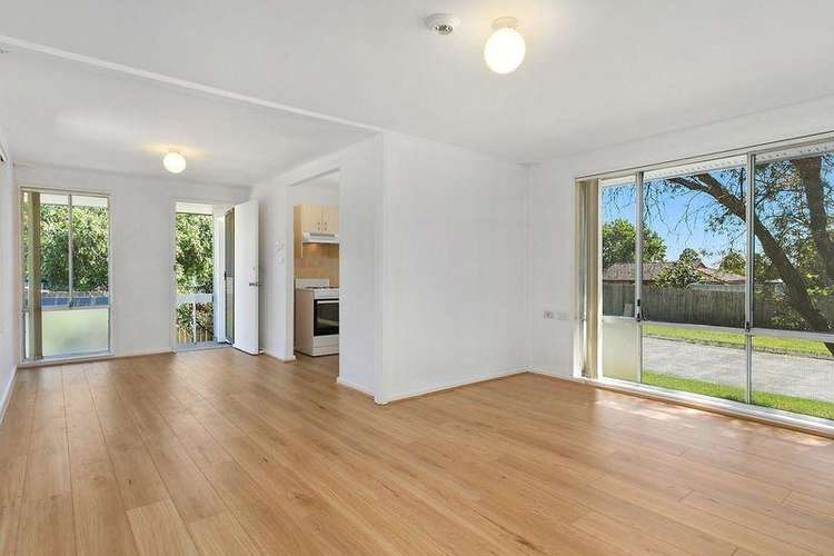 Second view of Homely house listing, 5 Nathan Place, Lake Haven NSW 2263