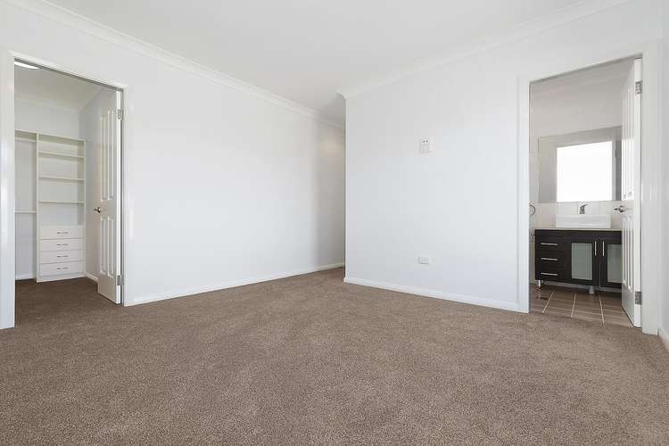 Fifth view of Homely villa listing, 9/20 Greenacre Road, West Wollongong NSW 2500
