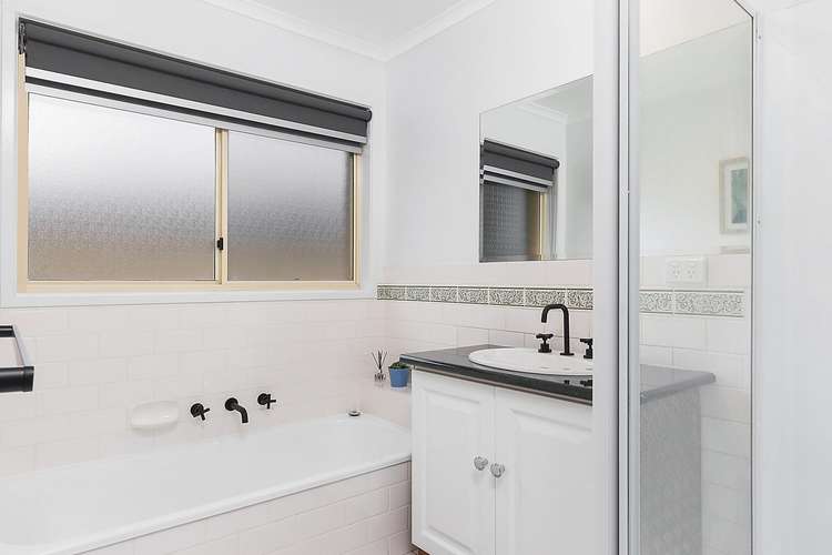 Fifth view of Homely unit listing, 2/87 Tahara Street, Hamlyn Heights VIC 3215