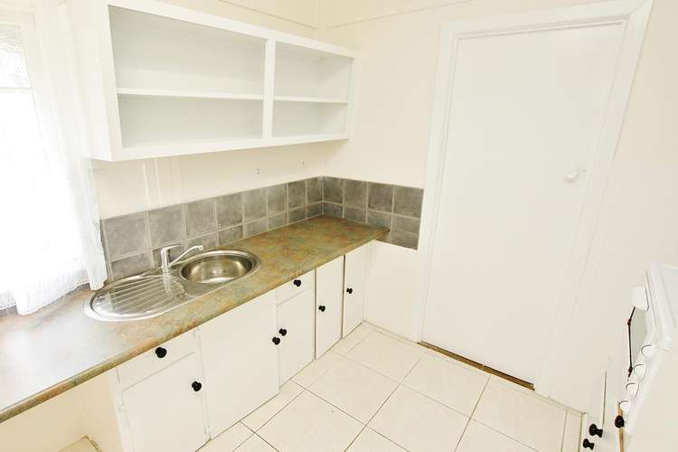 Third view of Homely apartment listing, 6/246 William Street, Allenstown QLD 4700