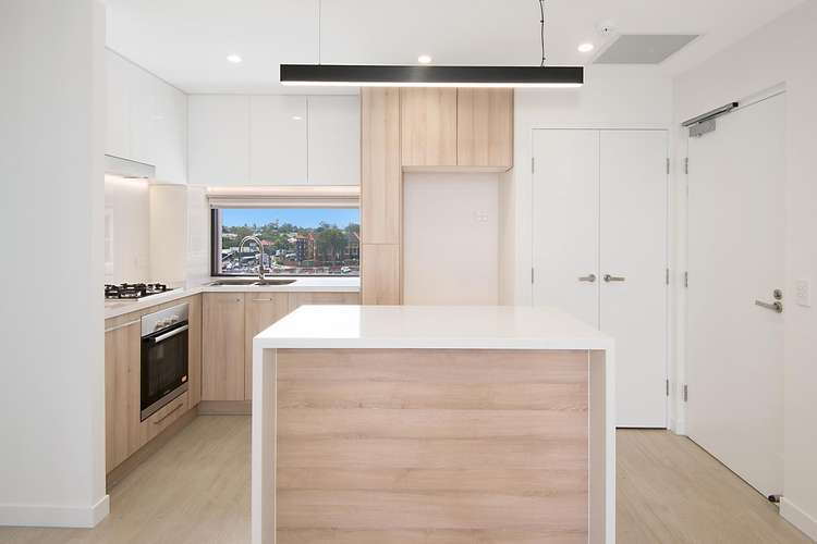 Third view of Homely apartment listing, 637/15 Finnegan Street, Hamilton QLD 4007