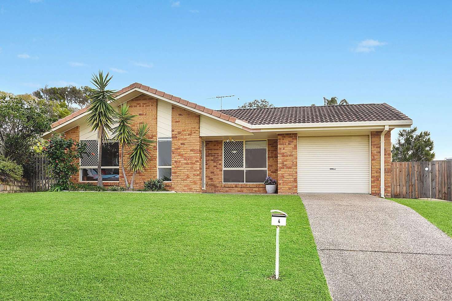 Main view of Homely house listing, 4 Quarrion Court, Aroona QLD 4551