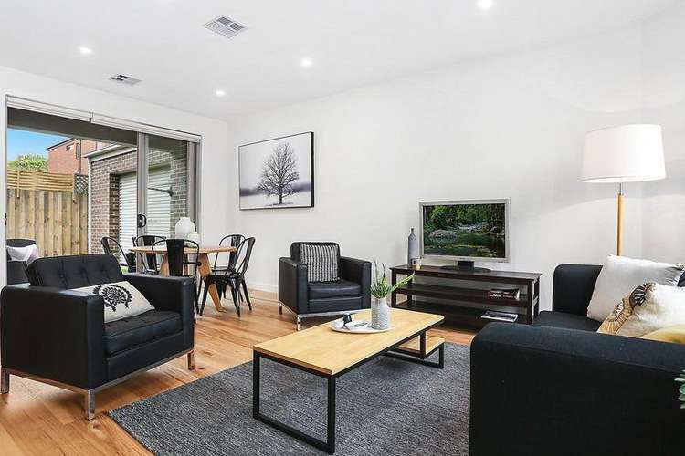 Main view of Homely townhouse listing, 2/10 Pippin Avenue, Glen Waverley VIC 3150