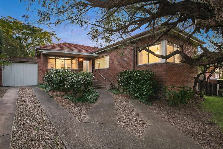 15 Glenview Avenue, Earlwood NSW 2206