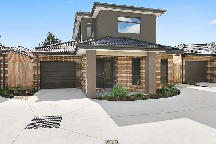 Main view of Homely townhouse listing, 2/39 Aubrey Grove, Boronia VIC 3155