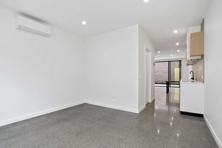 Fifth view of Homely apartment listing, 4/340 Moorabool Street, Geelong VIC 3220