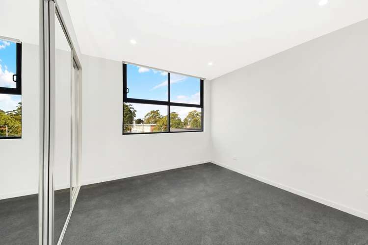 Fourth view of Homely apartment listing, 25/2 Lodge Street, Hornsby NSW 2077