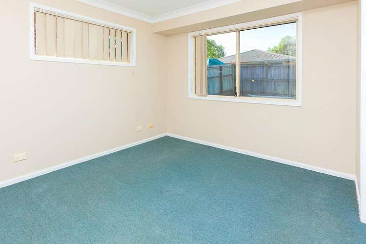 Fifth view of Homely house listing, 27 Tenterfield Place, Forest Lake QLD 4078